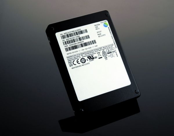 Samsung SSD 15TB